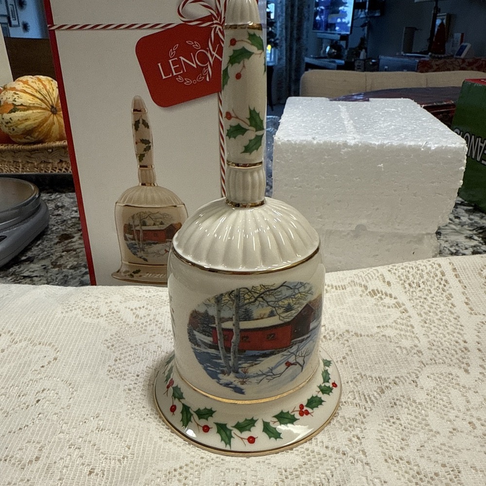 Lenox 2020 Annual Holiday Bell covered Bridge cardinal Open Box